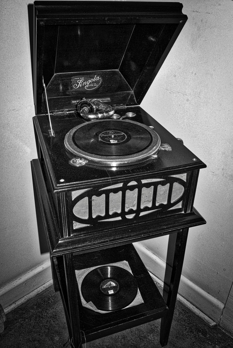 record player, wall - building feature, groove, indoors, no people, home, album, built structure, vintage, stylus, architecture, historic, turntable, retro styled