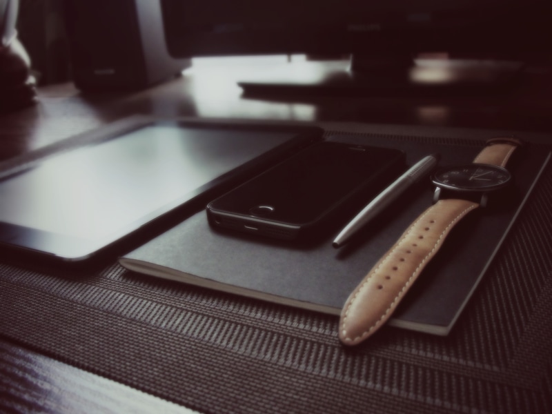 wireless technology, no people, communication, Ipad, food, indoors, Pen, 2K, Apple, high angle view, technology, selective focus, day, Stylus, writing instrument