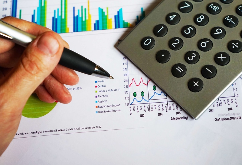 paper, finger, graphs, mathematics, education, money, financial, composition, entrepreneurship, finance, marketing, pen, statistics, 4K, close-up, chart