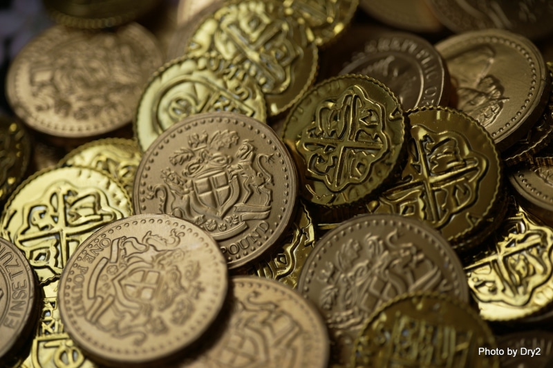 currency, savings, 1080P, change, full frame, close-up, text, food and drink, gold, indoors, collection, wealth, cash, coins, variation, revenue, budget