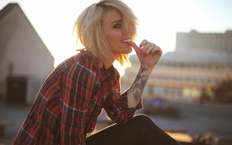 looking, s, gray, day, women, real people, checked pattern, smiling, plaid shirt, young women, collared, hairstyle, leisure activity, casual clothing, tattoo