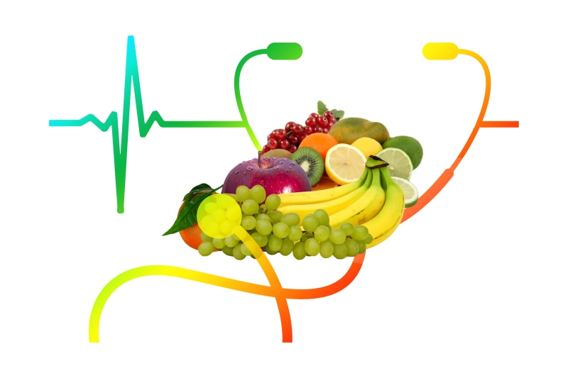 heart, freshness, indoors, healthy eating, pulse, choice, healthy lifestyle, care, orange color, protection, vitamins, medical, studio shot, heart rate