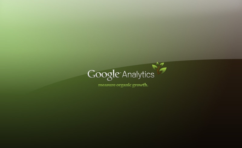 illuminated, backgrounds, green color, Analytics, sign, Computers, Google, indoors, glowing, text, growth, western script, technology, copy space, no people