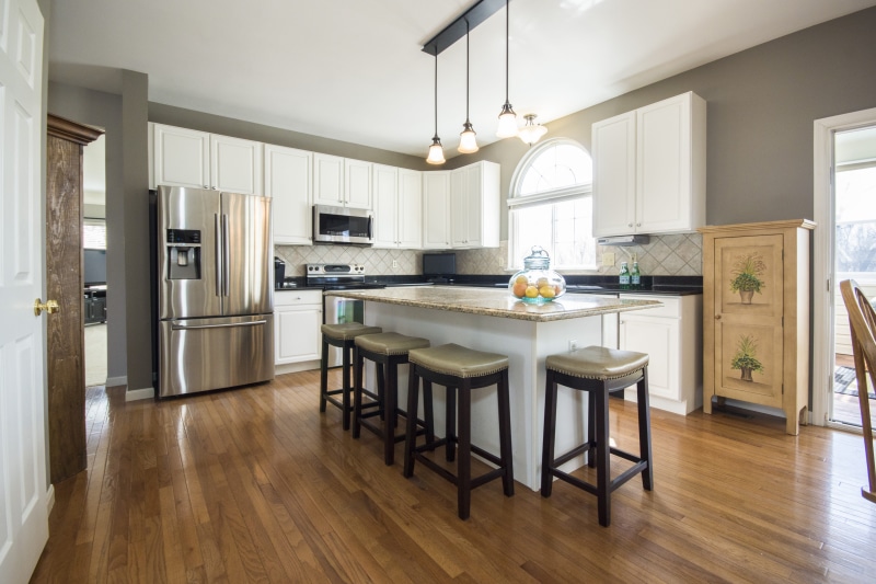 dining room, family, contemporary, hardwood floor, domestic life, wooden, wood floors, no people, island, seat, wealth, architecture, hardwood, spacious
