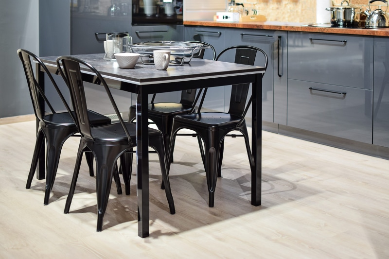 apartment, family, empty, mug, flatware, trading floor, drink, absence, business, cup, dinner, kitchen, indoors, 5K, ceramic, no people, set, style, pots