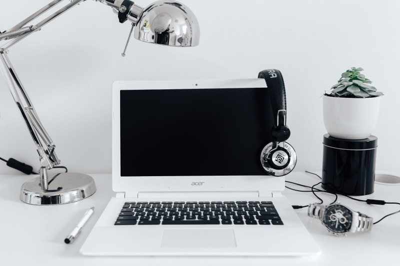contemporary, desk design, workspace, furniture, copy space, computer, no people, 4K, technology, office, study, modern, scandi, computer mouse, electric lamp