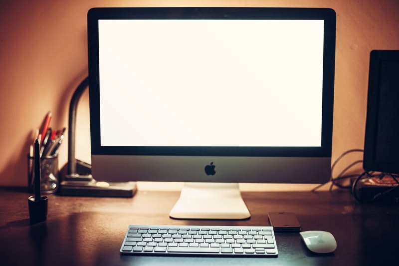 blank, desk, computer, communication, imac, display, copy space, workplace, workstation, computer mouse, workspace, work space, electric lamp, liquid-crystal display