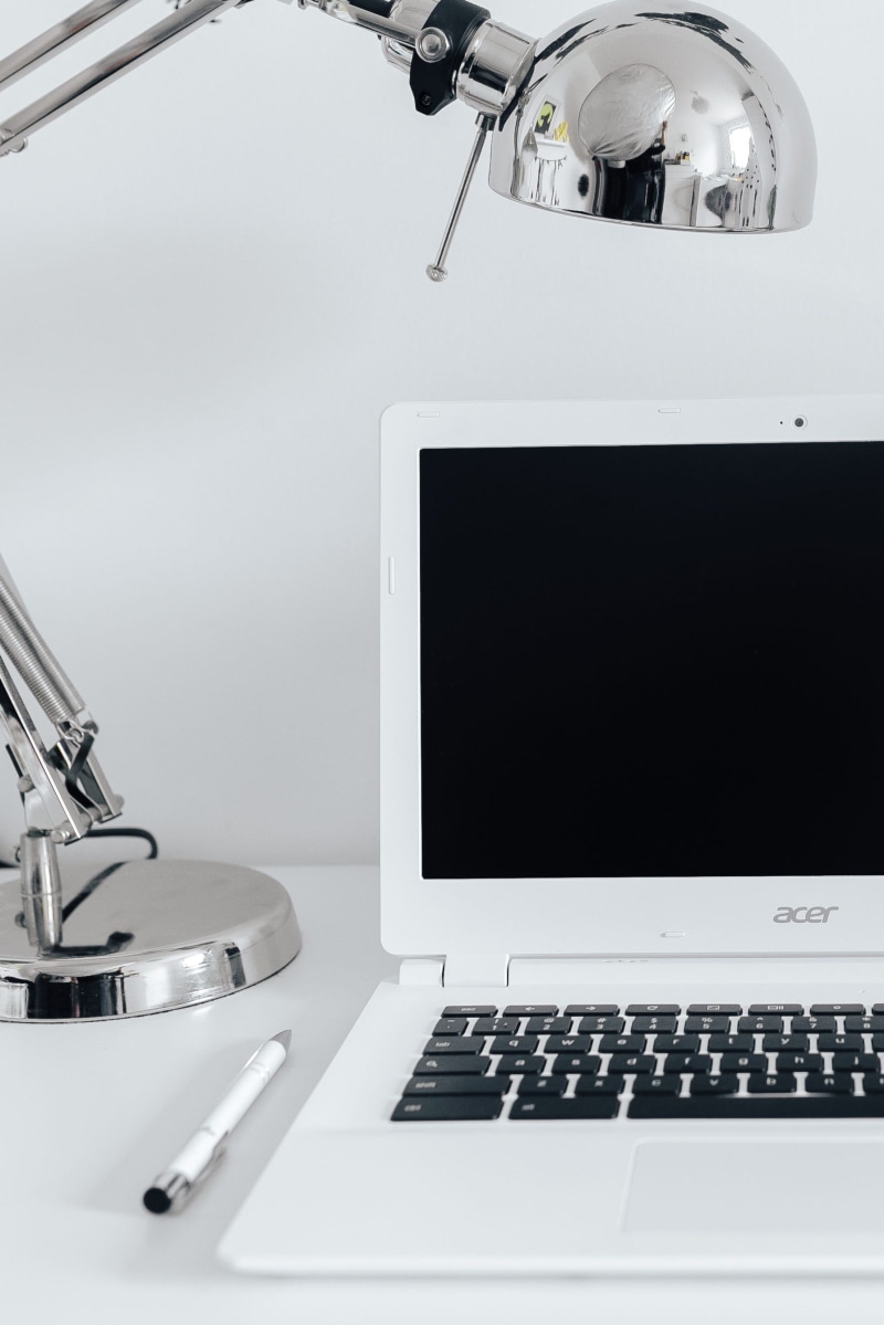 computer equipment, contemporary, close-up, furniture, wireless technology, still life, minimalist, scandi, desk design, workstation, computer keyboard