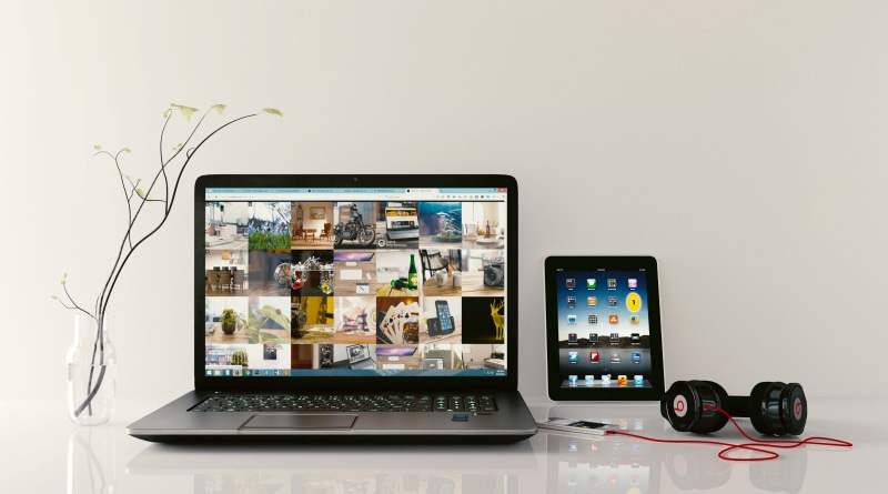 screen, indoors, computer equipment, internet, black, wireless technology, downloading, smart phone, headphone, browsing, portable information device, cable