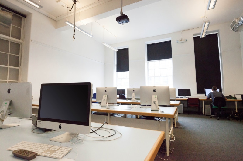 flat screen, project, technology, computer keyboard, screen, monitor, chair, using, professor, side, computer room, furniture, blackout, university, desktop pc