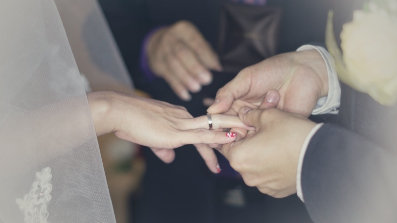 commitment, wearing, two people, newlywed, wedding ring, wife, finger, event, anniversary, celebration, adult, diamond, positive emotion, ceremony, two