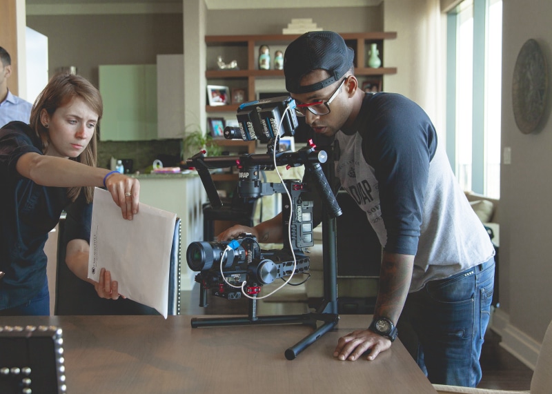 filming, standing, adult, 4K, entrepreneur, people, bonding, video camera, girl, two people, young men, clap, design professional, videography, technology