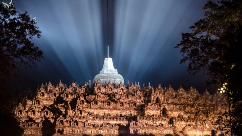the past, built structure, travel destinations, sky, 1080P, tree, history, government, borobudur, nature, travel, building exterior, illuminated, tourism