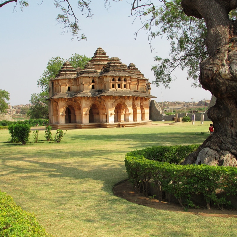 ancient, temple, india, asia, brown, concrete, outdoors, ruins, architecture, arch, indian Culture, lotus mahal, clear sky, no people, tourism, the past