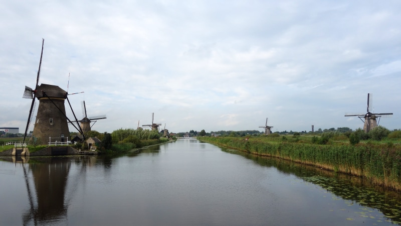 environment, water, holland, built structure, cloud - sky, fuel and power generation, mills, building exterior, architecture, boezemafwatering, kinderdijk