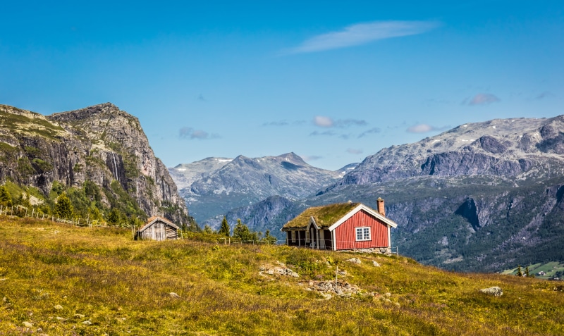 glass, Hemsedal, nature, europe, green, 8K, Small farm, house, mountainside, summer, green glass, Norway, Mountains, outdoors, Canon, field, mountain