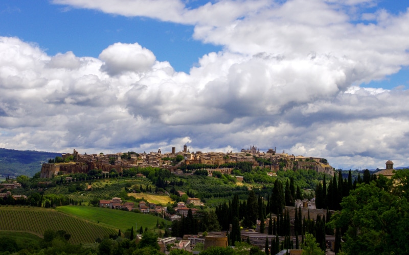 building exterior, day, middle ages, architecture, cityscape, sky, outdoors, beauty in nature, cloud - sky, environment, nature, landscape, house, scenics - nature