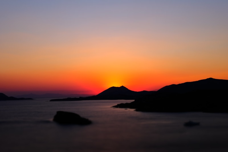 romantic sky, remote, beauty in nature, land, tranquility, mountain, scenics - nature, side view, 5K, non-urban scene, silhouette, tranquil scene, outdoors