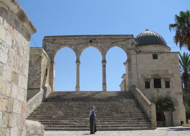 one person, staircase, lifestyles, history, rear view, shrine, built structure, tourism, nature, 720P, old, temple, architecture, sky, dome of the rock