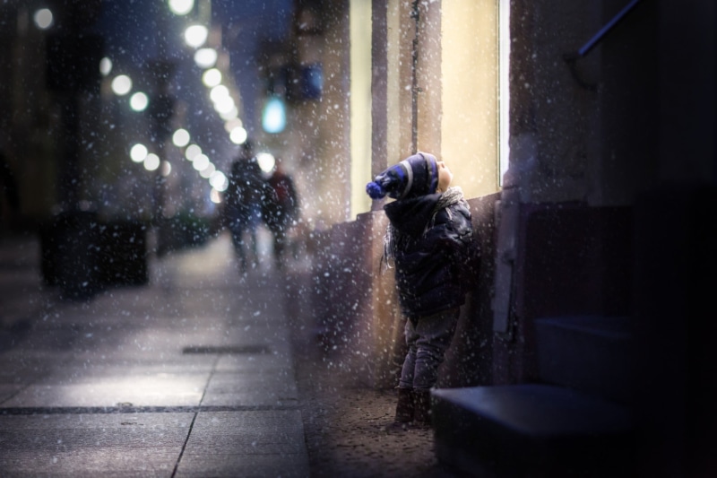 toddler, night, women, winter, street, little boy, depression - sadness, emotion, 1080P, sitting, s, one person, snow, unrecognizable person, architecture