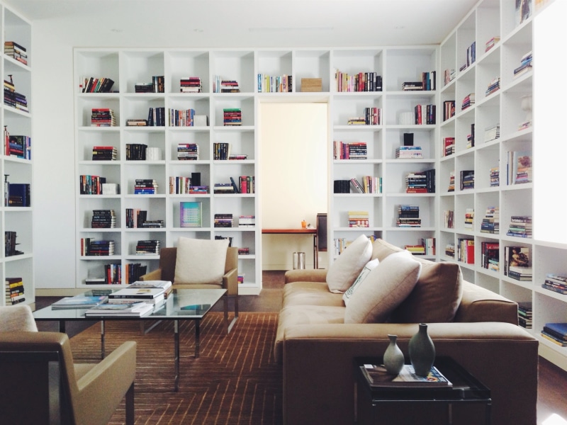 Reading, Books, Carpet, 2K, Sofa, Desk, Room