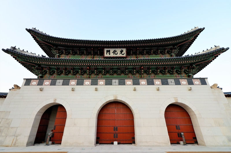 arch, 5K, architecture, belief, outdoors, korea co ltd, nature, ornate, old school, gwanghwamun, building exterior, castle, korea, the past, low angle view
