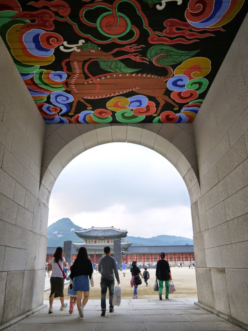 old school, nature, architectural column, gyeongbok palace, people, group of people, forbidden city, men, walking, outdoors, group, kyungbokpalace, built structure