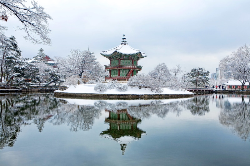 day, cultural property, clouds, no people, traditional, daytime, gyeongbok palace, lake, waterfront, green, tree, winter, republic of korea, sky, outdoors