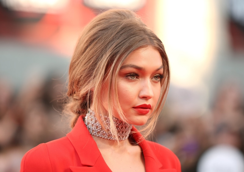 hair, Gigi Hadid, women, fashion, close-up, young women, looking at camera, blond hair, one person, portrait, model, focus on foreground, lifestyles, hairstyle