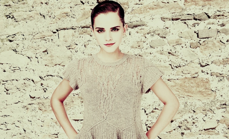 top, standing, lifestyles, make-up, casual clothing, Emma Watson, neck, watson, emma, waist up, looking at camera, crew, hairstyle, beauty, 1080P, fashion model