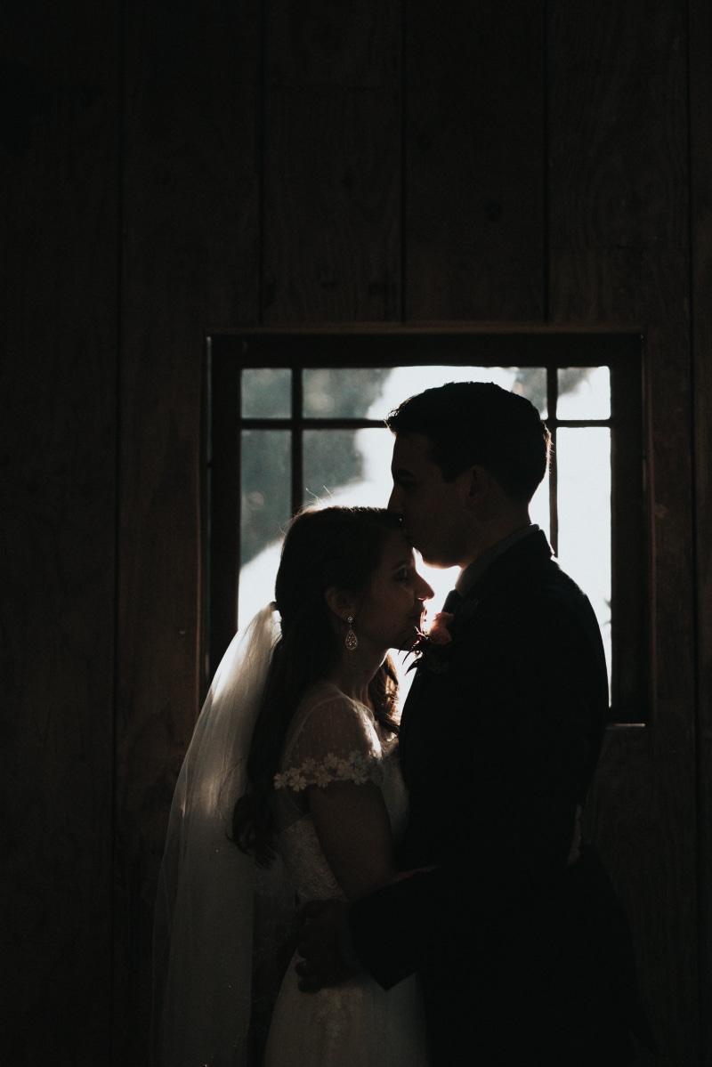 woman, groom, marriage, s, lifestyles, emotion, kiss, man, 5K, heterosexual couple, standing, togetherness, men, two people, positive emotion, side view