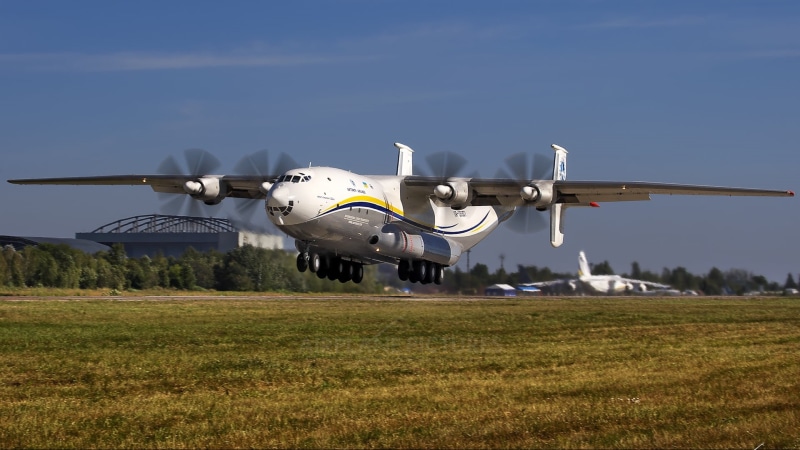 heavy, An-22, landing, Antonov, Antey, the plane, transport, the airfield, Ukraine, 1080P