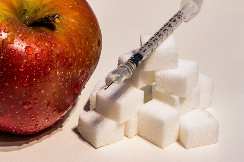 syringe, white sugar, freshness, feed, drop of water, food and drink, close-up, apple, 5K, sweet food, insulin syringe, nutrition, ripe, no people, white color