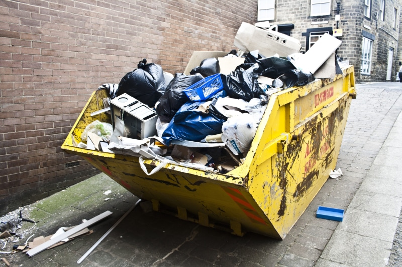junk, damaged, ecology, can, stack, full, large group of objects, throw, garbage, waste, architecture, footpath, transportation, trash, community, heap