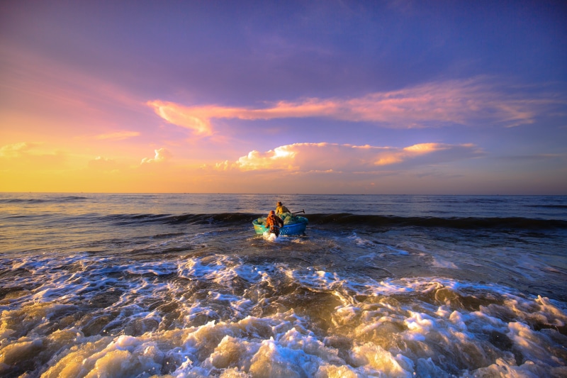 sunrise, fishnet, boat, the fishermen, summer, fishing, nature, length, basketball, horizon, the sun, country, agriculture, binh thuan, sky, rock, motion