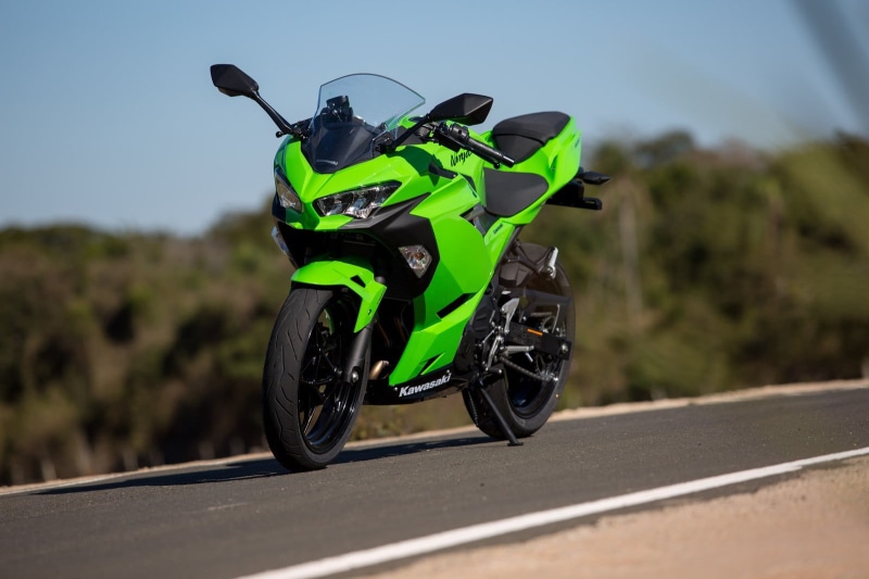 motorsport, sports race, transportation, helmet, speed, riding, mode of transportation, road trip, sports helmet, day, motion, motorcycle racing, kawasaki