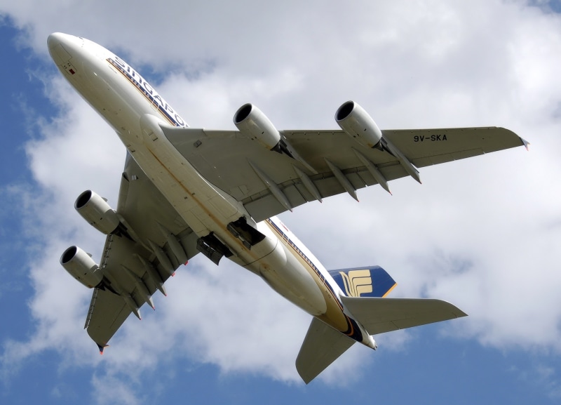 airplane, air vehicle, motion, plane, flying, aerospace industry, on the move, aircraft wing, low angle view, commercial airline, outdoors, mid-air, 1080P
