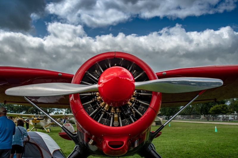 jet engine, retro, old, cloud - sky, classic, airport, airport runway, airplane, transportation, propeller, red, nature, sky, air vehicle, aircraft, aeroplane