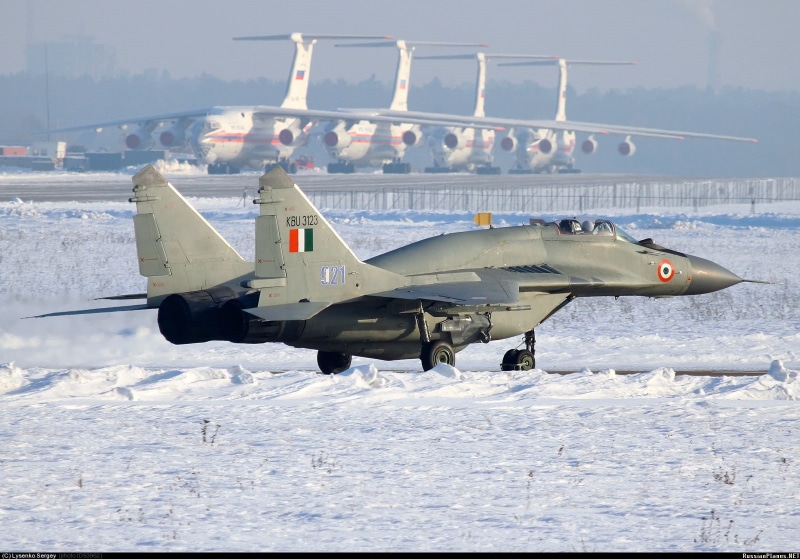 no people, flying, military, airplane, fighter plane, military airplane, sky, Mikoyan MiG-29, air vehicle, snow, mode of transportation, nature, plane