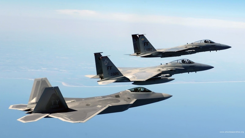 airplane, gray, aircraft, no people, army, military airplane, raptors, transportation, on the move, mid-air, three, mode of transportation, nature, day