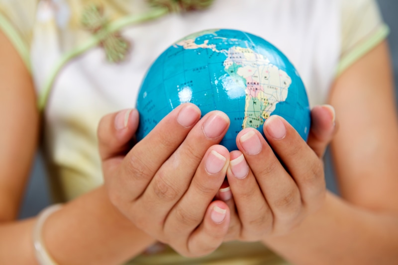 large, geographer, good idea, woman, bokeh, beautiful, hands, positive, plan, blur, background, macro, 4K, keep, globe