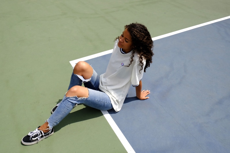 desktop background, african-American Ethnicity, lifestyles, athlete, one Woman Only, copy Space, recreational Pursuit, real People, casual Clothing