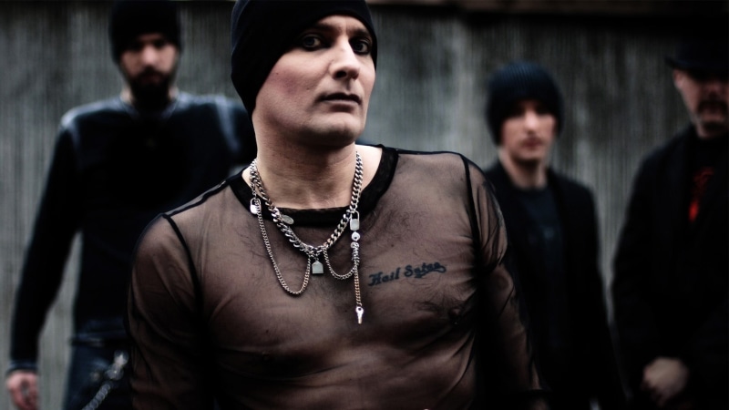 Body, 1080P, adult, lifestyles, casual clothing, Face, friendship, hood - clothing, waist up, young men, emotion, portrait, real people, looking at camera