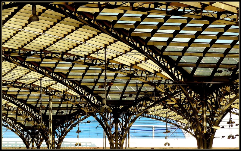 low angle view, pattern, day, roof beam, railway station, arches, steel, transfer print, roof, metal, arch, building, urban, built structure, modern, roof construction