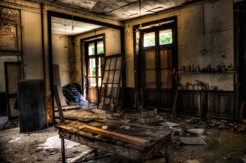 broken, photography, lonely, interior, architecture, brown, abandonded, indoors, ceiling, weathered, wreck, ruined, window, debris, decline, table, hdr