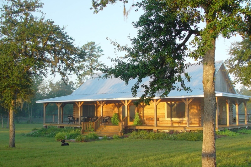 farm, rural, log, residential, no people, wood, housing, residence, outdoors, gazebo, country, field, brown, log cabin, rustic, structure, grass, growth
