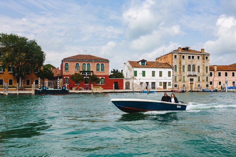 house, day, travel, Europe, old, architecture, group of people, Murano, waterscape, outdoors, vacations, sky, 4K, river, grand Canal - Venice, venezia