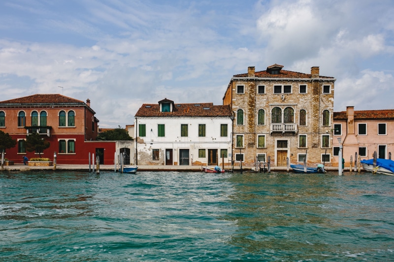 gondola, water, beautiful, waterscape, turquoise colored, venice - Italy, building, Italy, Europe, building Exterior, buildings, italian Culture, architecture