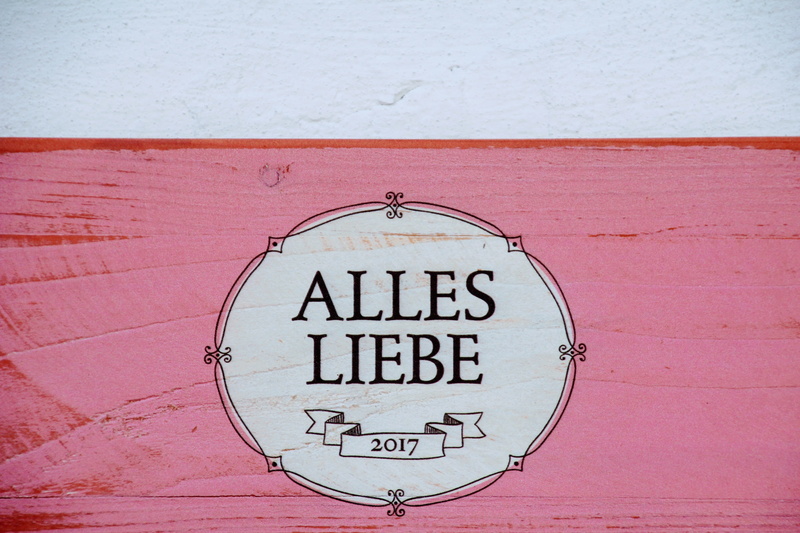 4K, signs, warning sign, board, text, wall - building feature, pink, hauswand, all the best, circle, geometric shape, communication, day, information sign