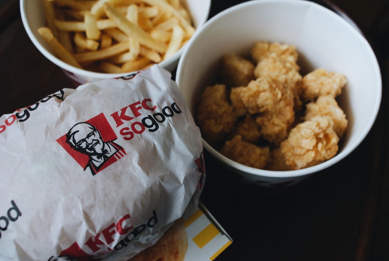 prepared potato, text, close-up, fast food, food, indoors, paper, fried, kfc, unhealthy eating, deep fried, fried chicken, fries, fast food french fries